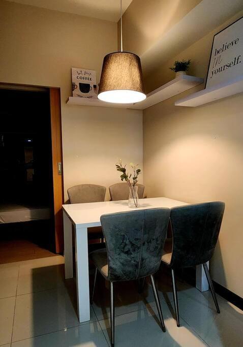 Casa Antonio At Uptown Parksuites Tower One Bgc Manila Zewnętrze zdjęcie